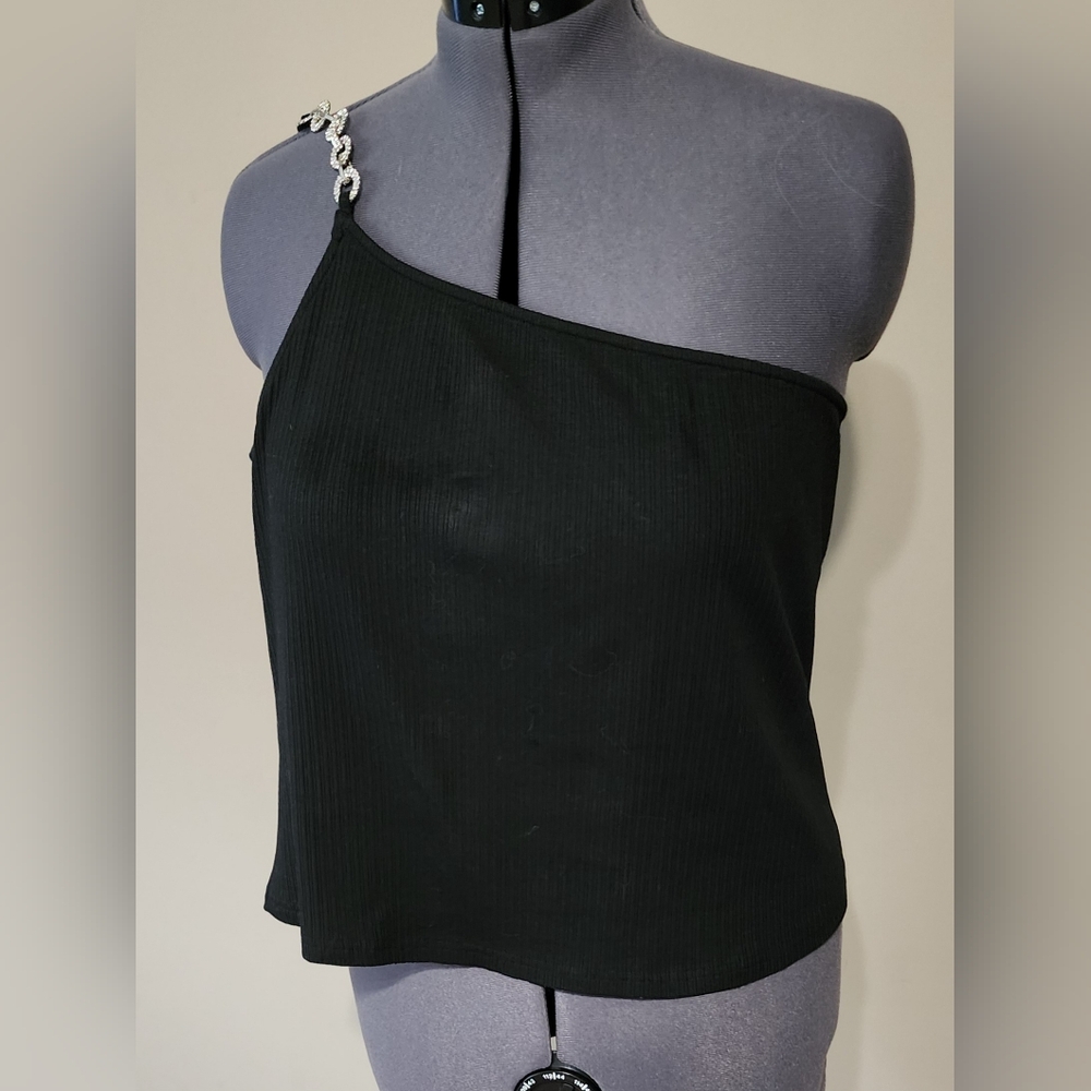 NWT Avec Les Filles Black Asymmetrical Sleeveless Tank Top
